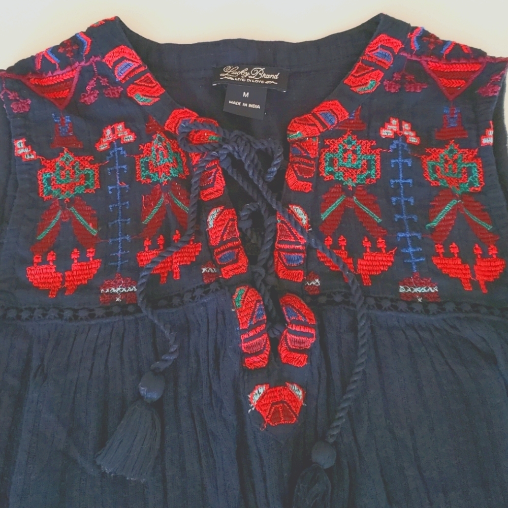 Lucky Brand top